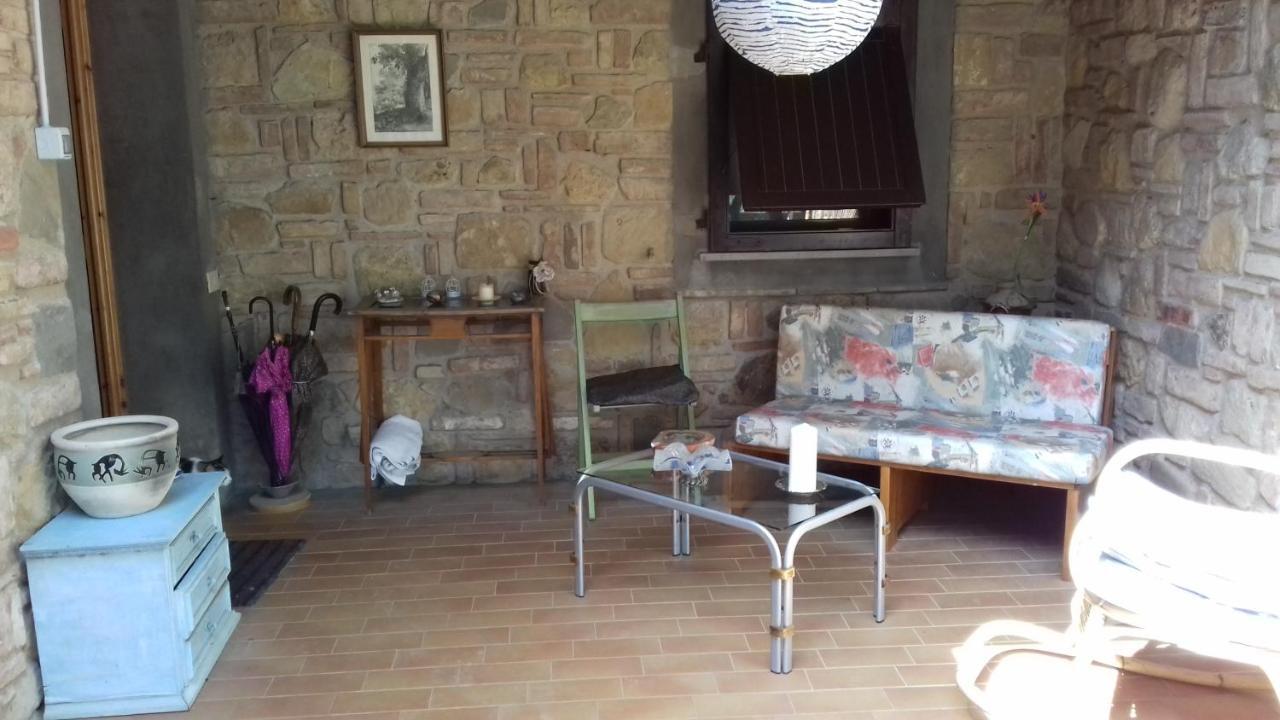 Hause Megghi Apartment Gambassi Terme Exterior photo